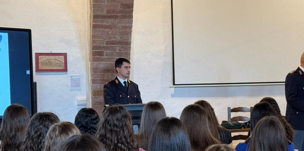 Catania, la Polizia celebra l’8 marzo con studenti e testimonianze di donne protagoniste
